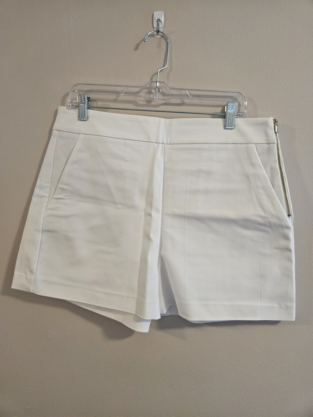 NWT Lilly Pulitzer White Tailored Shorts
